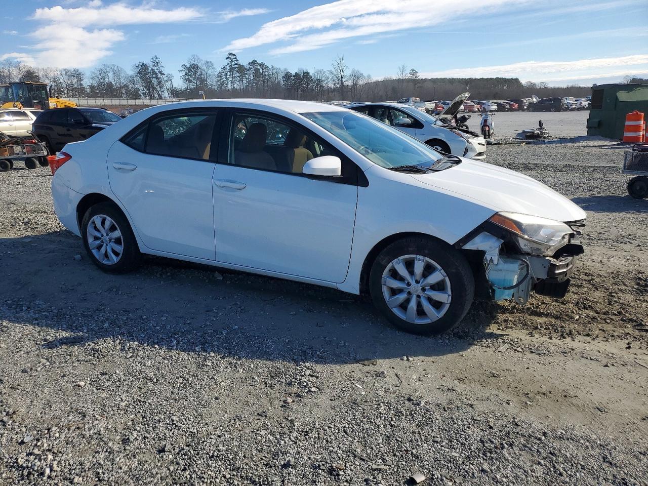 2014 TOYOTA COROLLA L photo 7