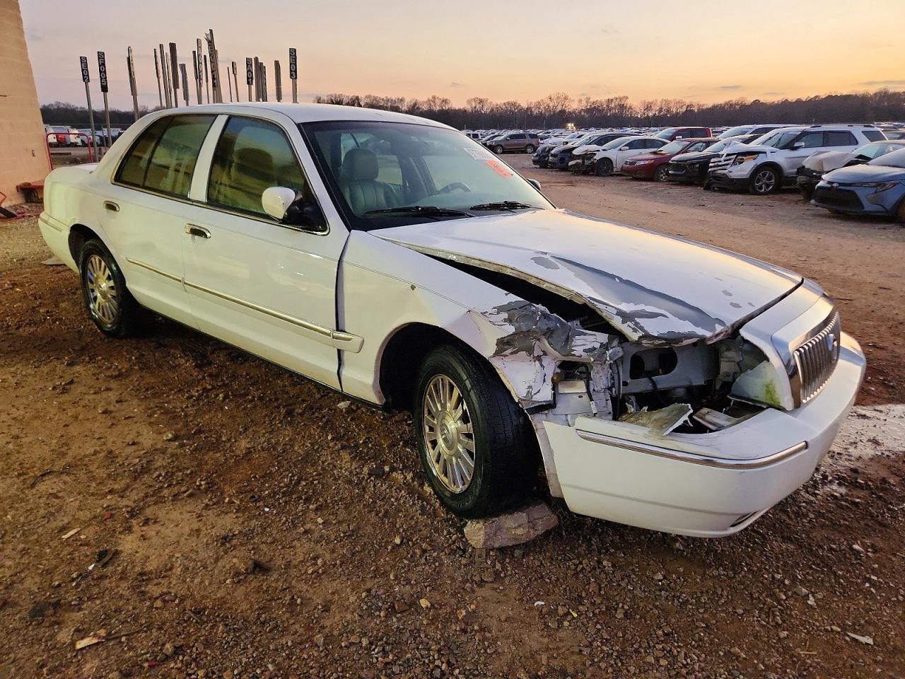 2006 MERCURY GRAND MARQUIS LS photo 4