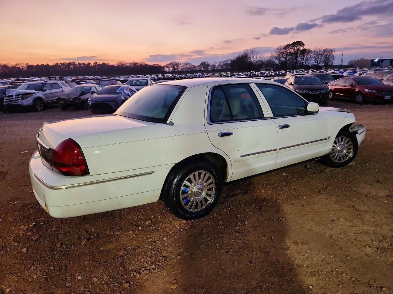 2006 MERCURY GRAND MARQUIS LS photo 3