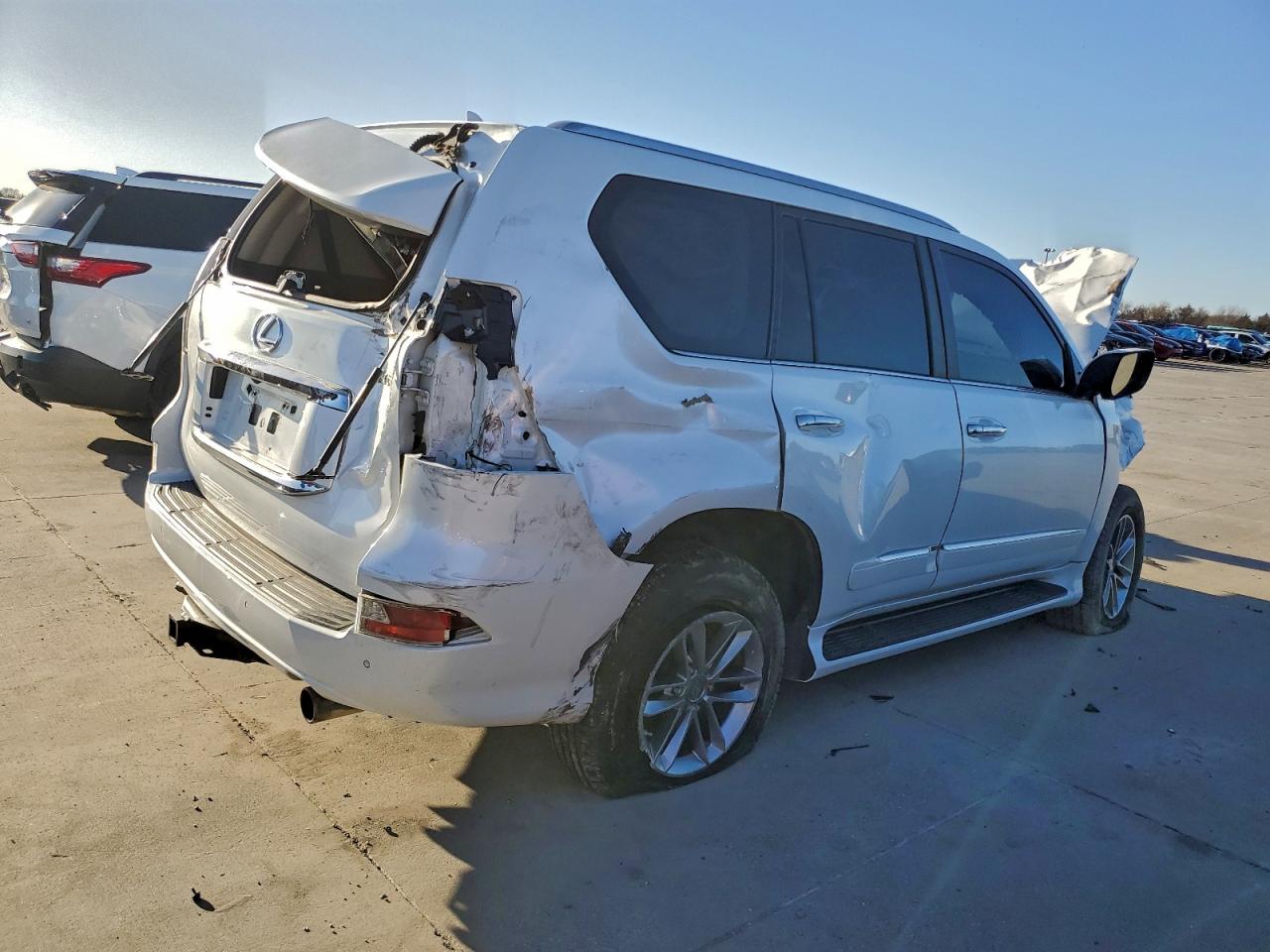 2015 LEXUS GX 460 photo 3
