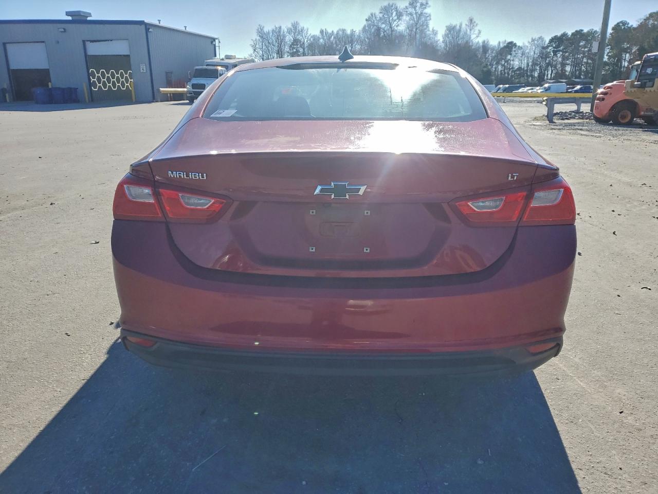 2017 CHEVROLET MALIBU LT photo 11