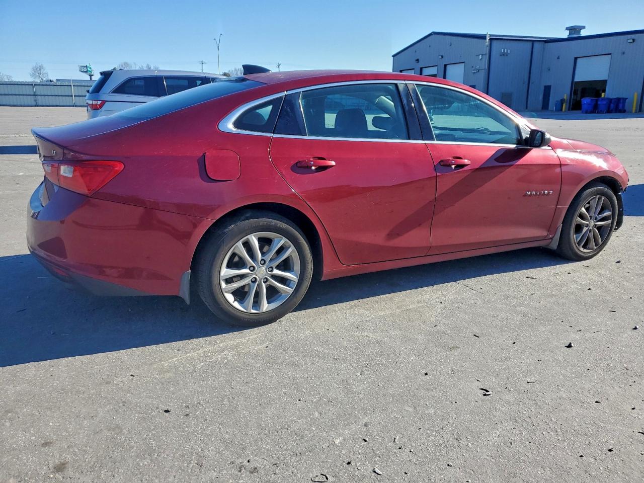 2017 CHEVROLET MALIBU LT photo 5