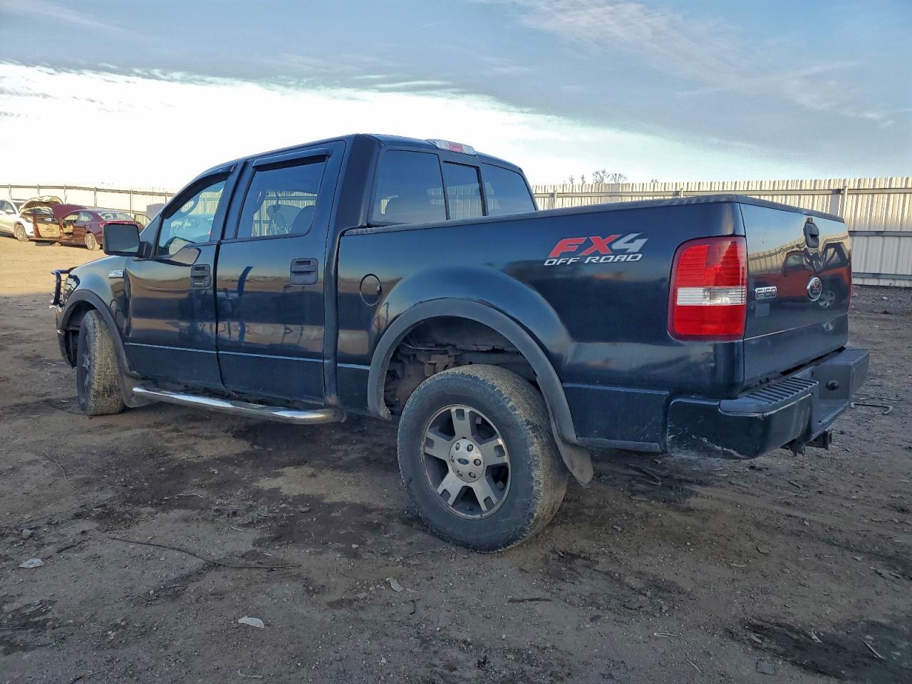 2005 FORD F150 SUPERCREW photo 2