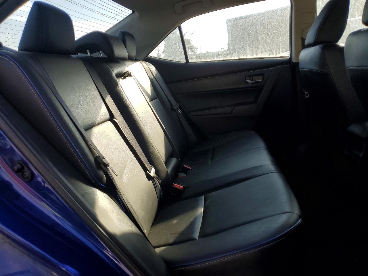 2017 TOYOTA COROLLA L photo 10