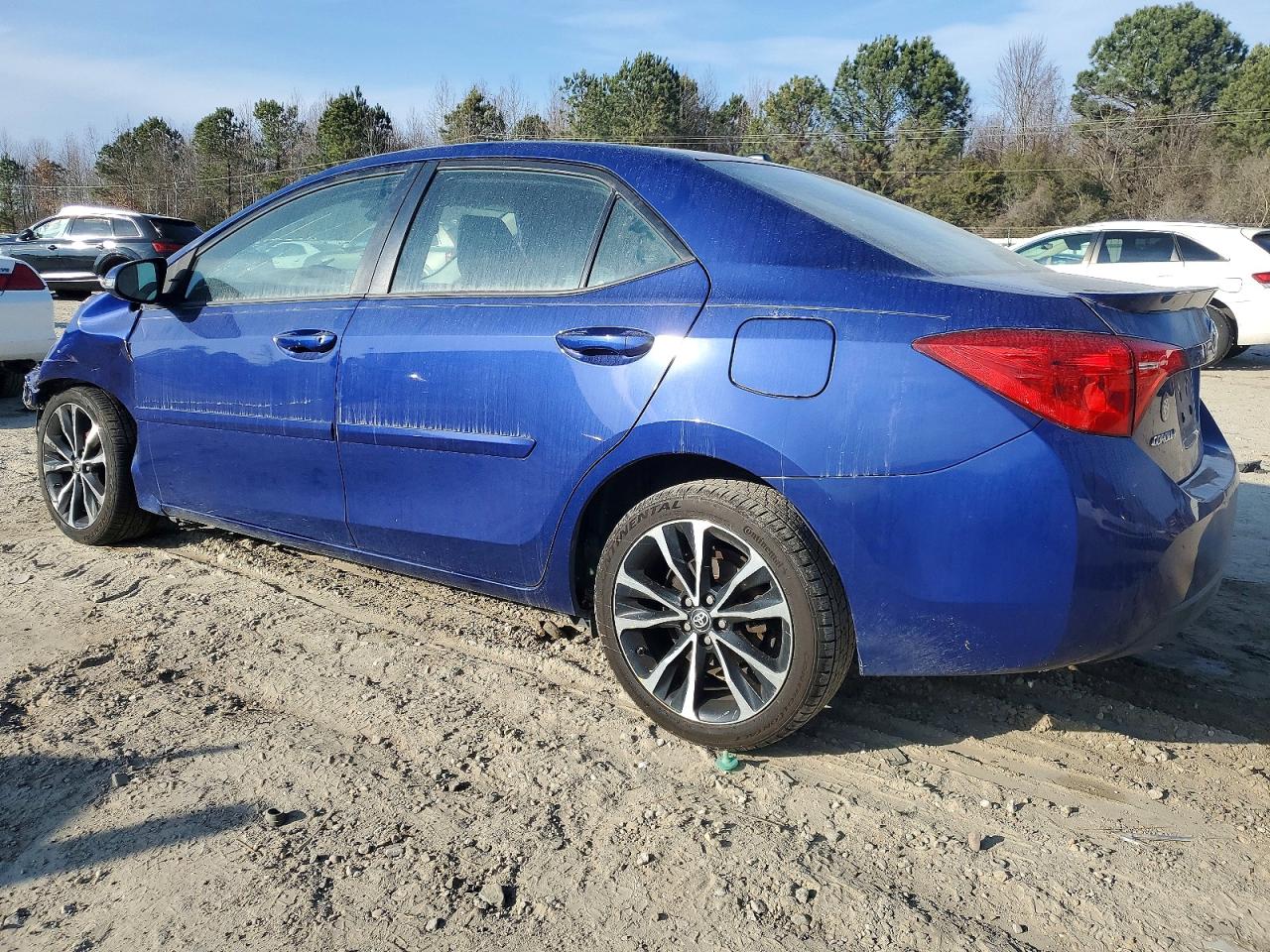 2017 TOYOTA COROLLA L photo 2