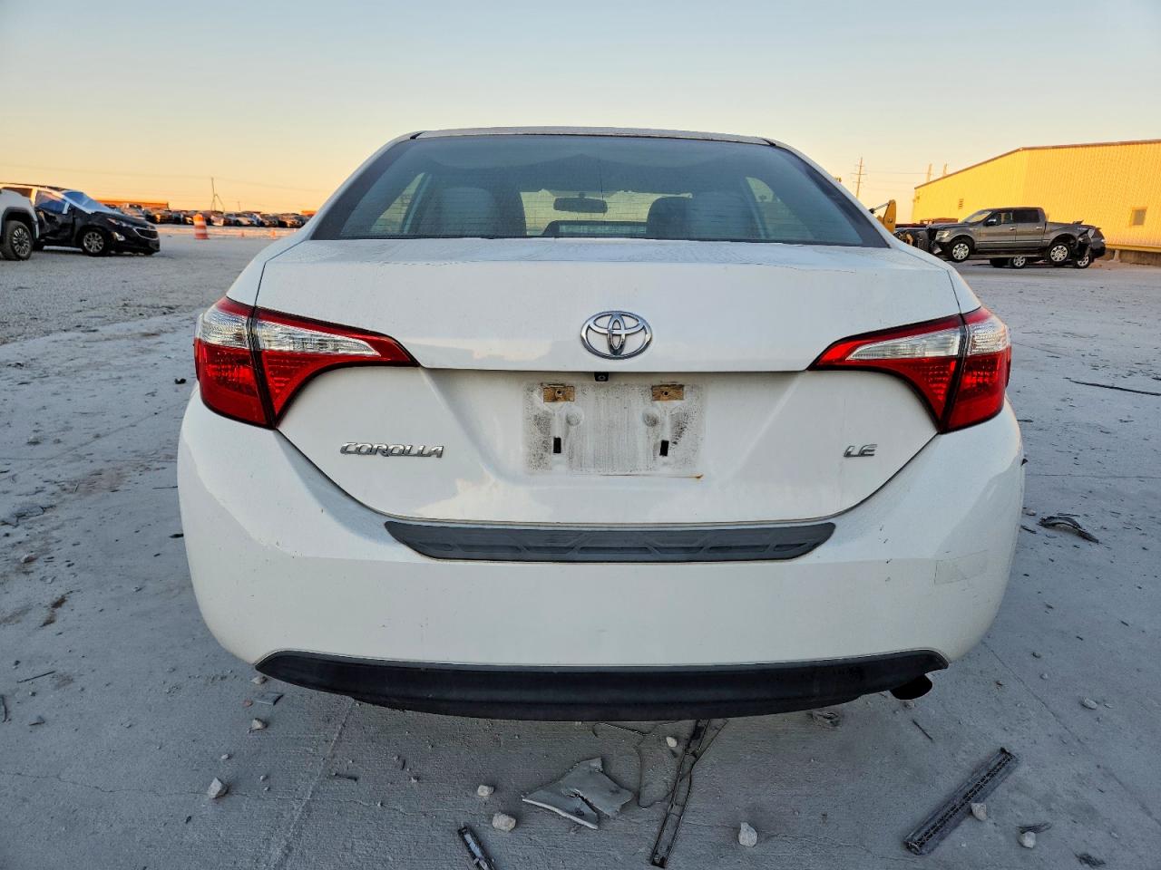 2015 TOYOTA COROLLA L photo 6