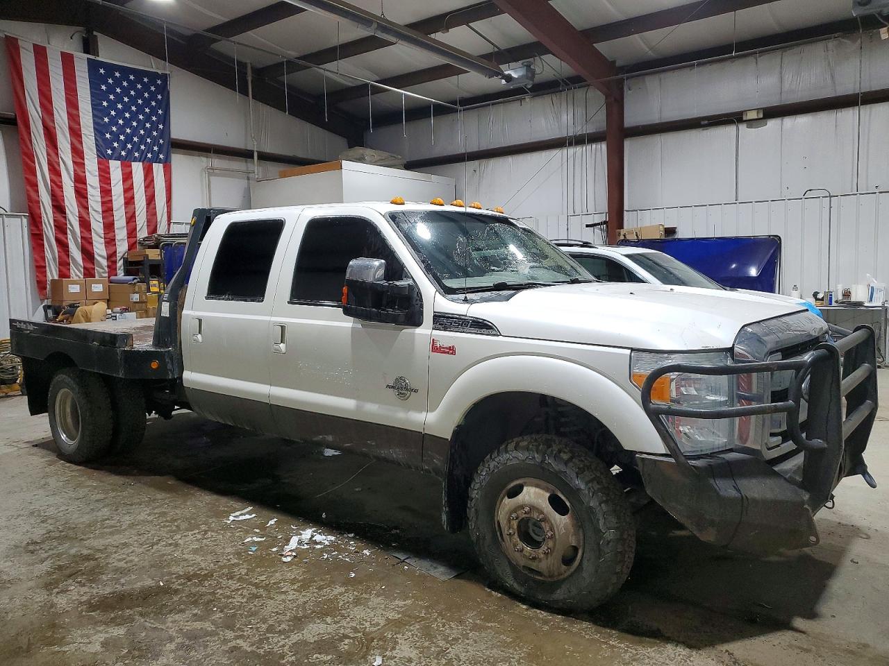 2015 FORD F350 SUPER DUTY FLATBED TRUCK photo 4