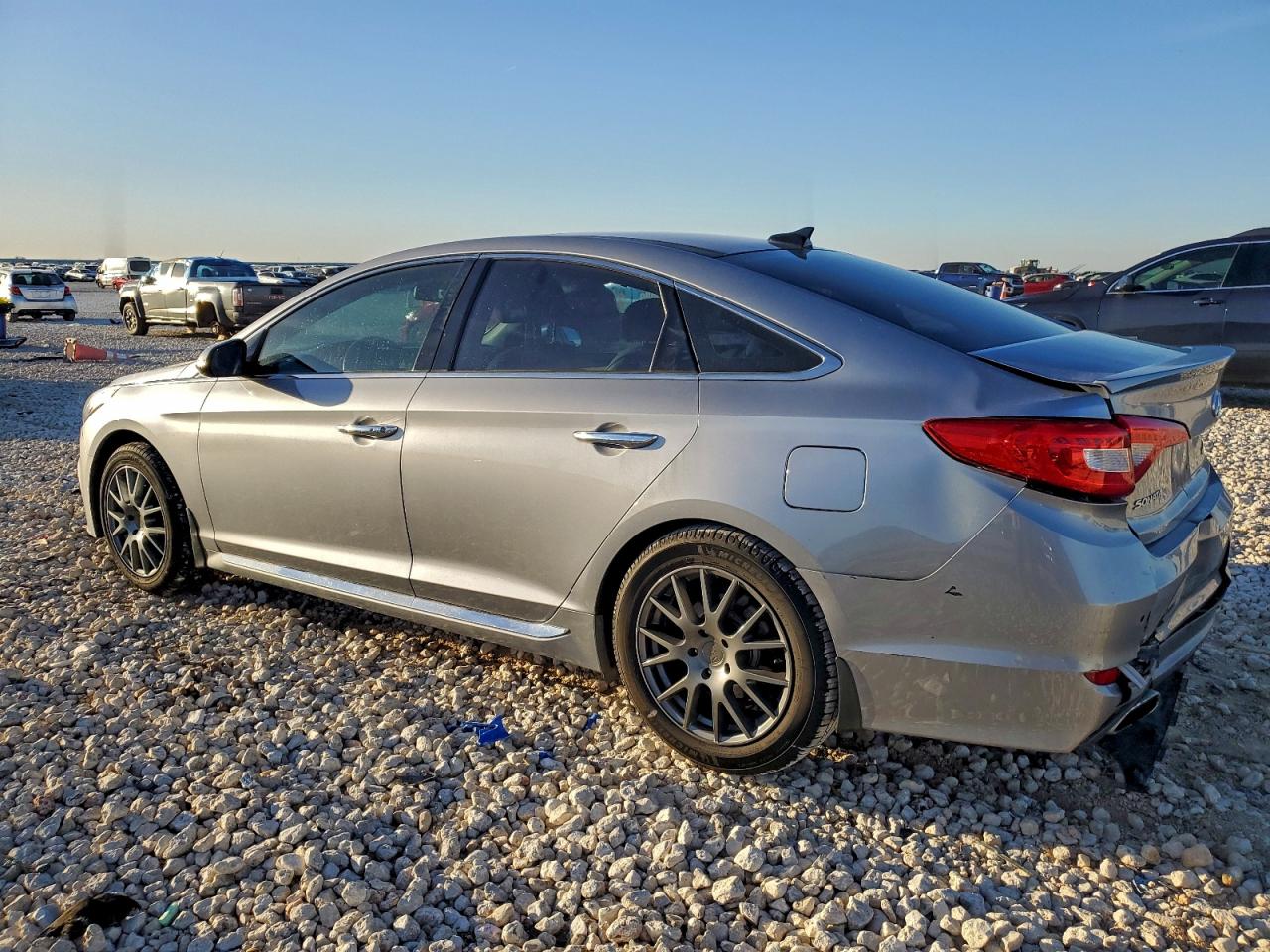 2016 HYUNDAI SONATA SPORT photo 4