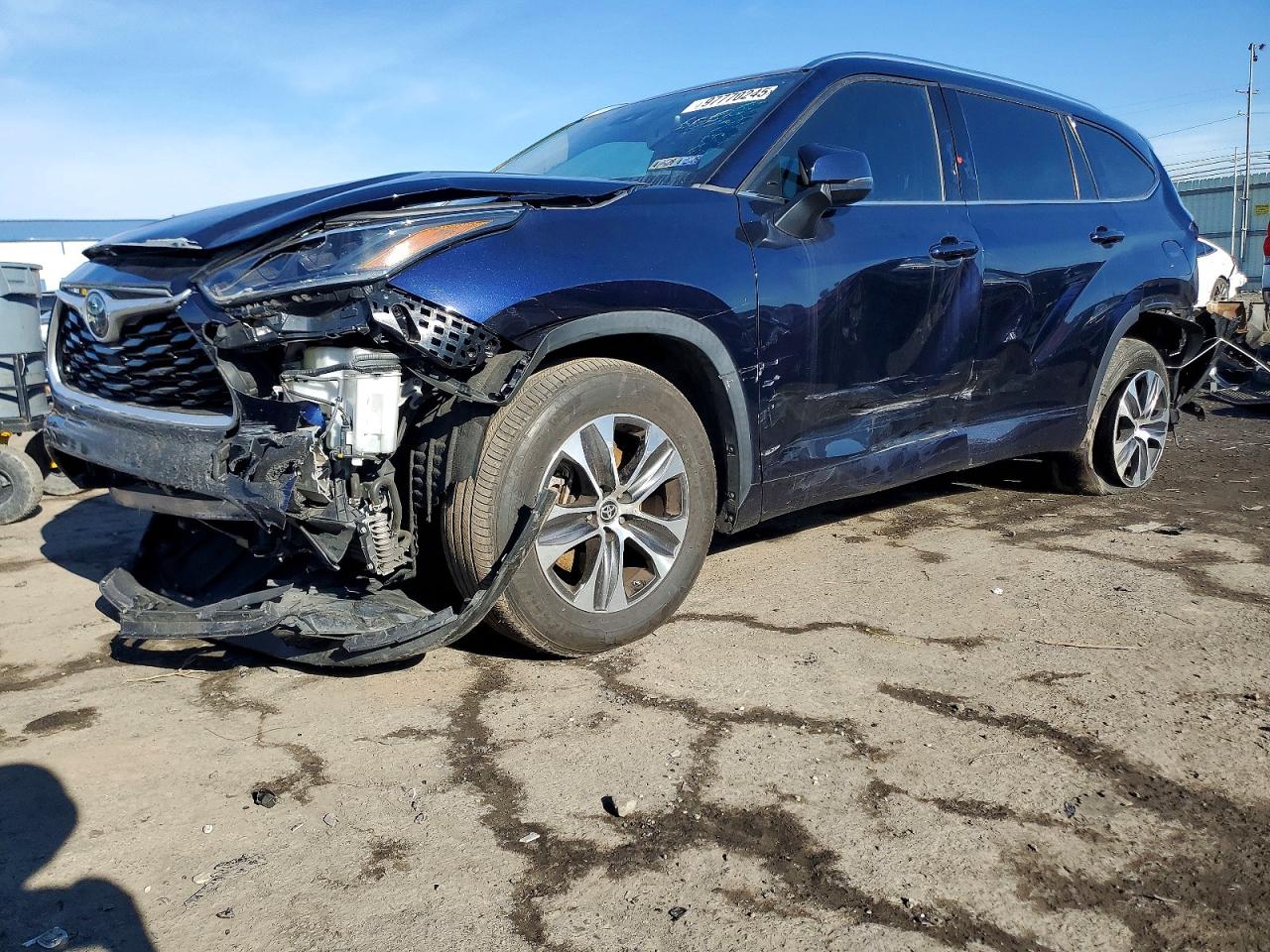 2021 TOYOTA HIGHLANDER