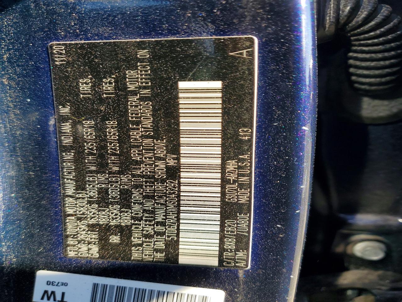 2021 TOYOTA HIGHLANDER XLE photo 25
