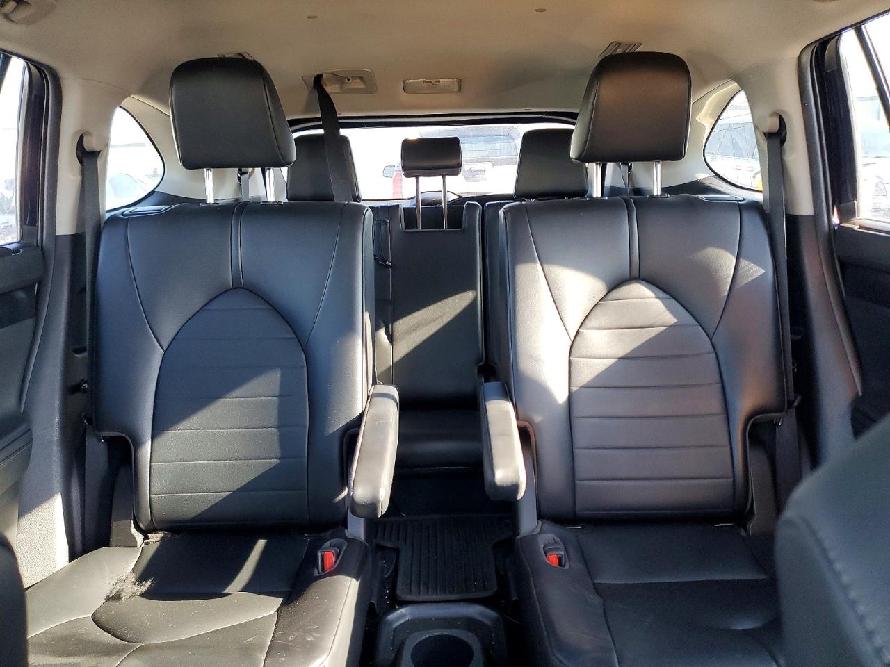 2021 TOYOTA HIGHLANDER XLE photo 19