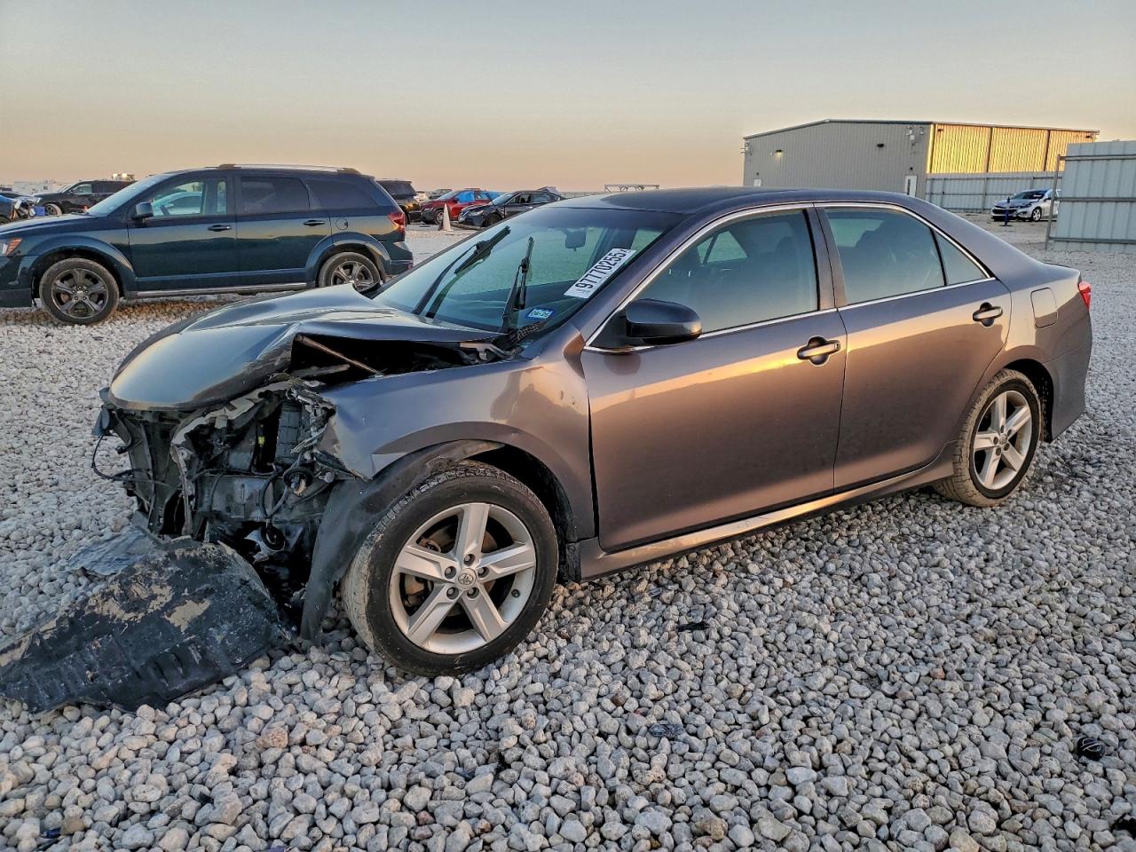 2014 TOYOTA CAMRY