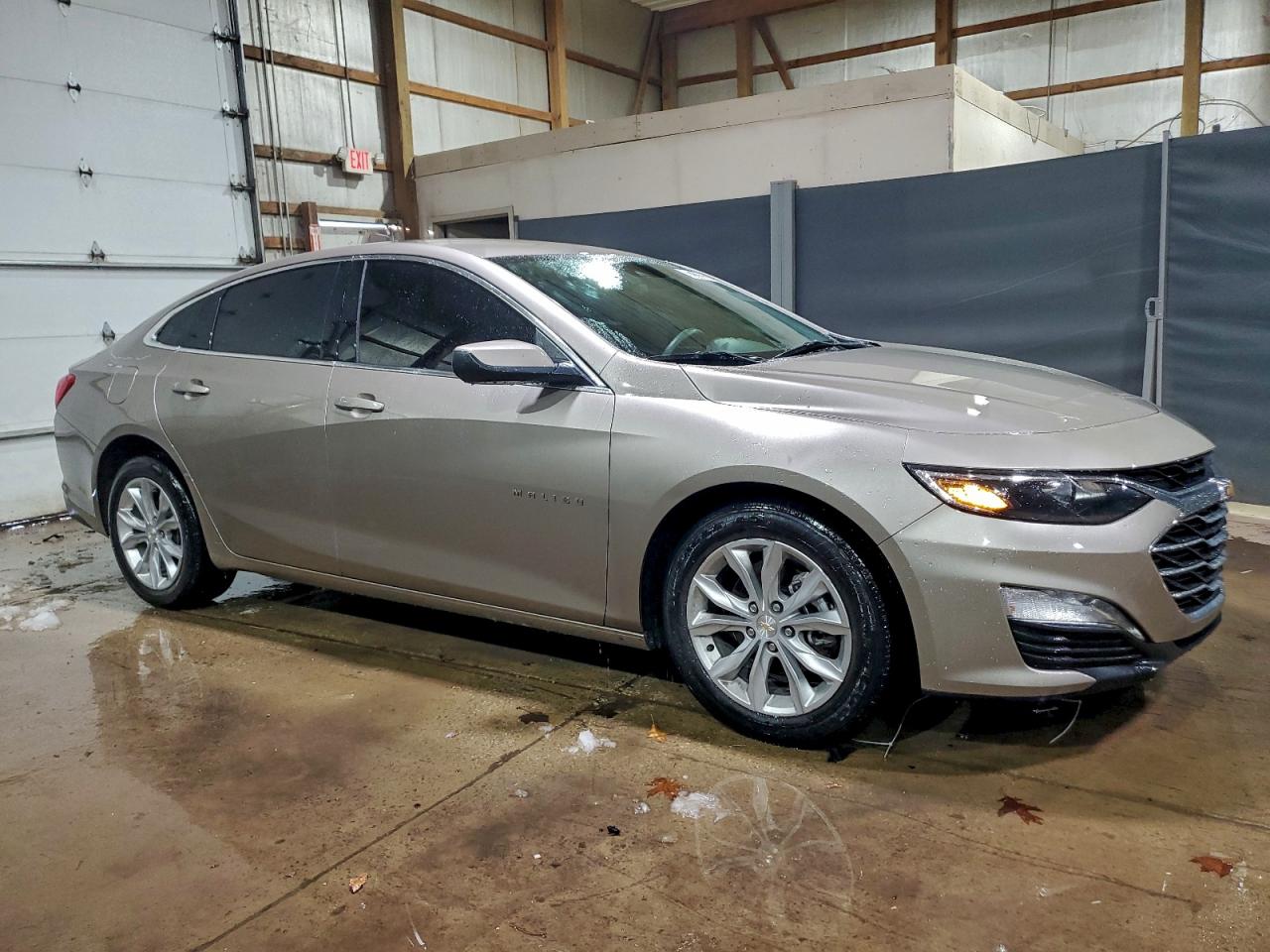 2024 CHEVROLET MALIBU LT photo 4