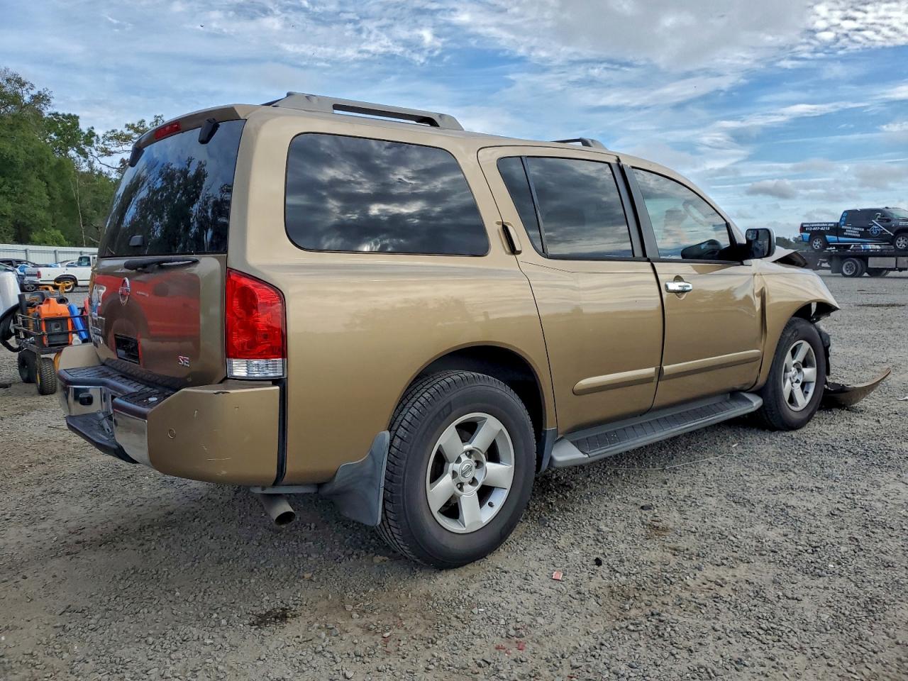 2004 NISSAN ARMADA SE photo 3