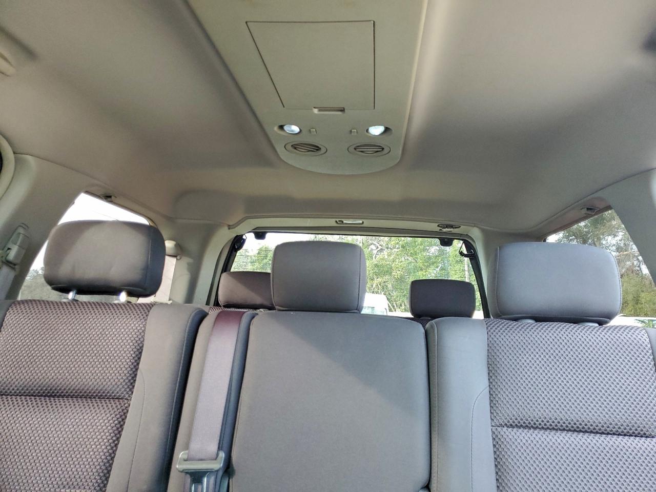 2004 NISSAN ARMADA SE photo 10