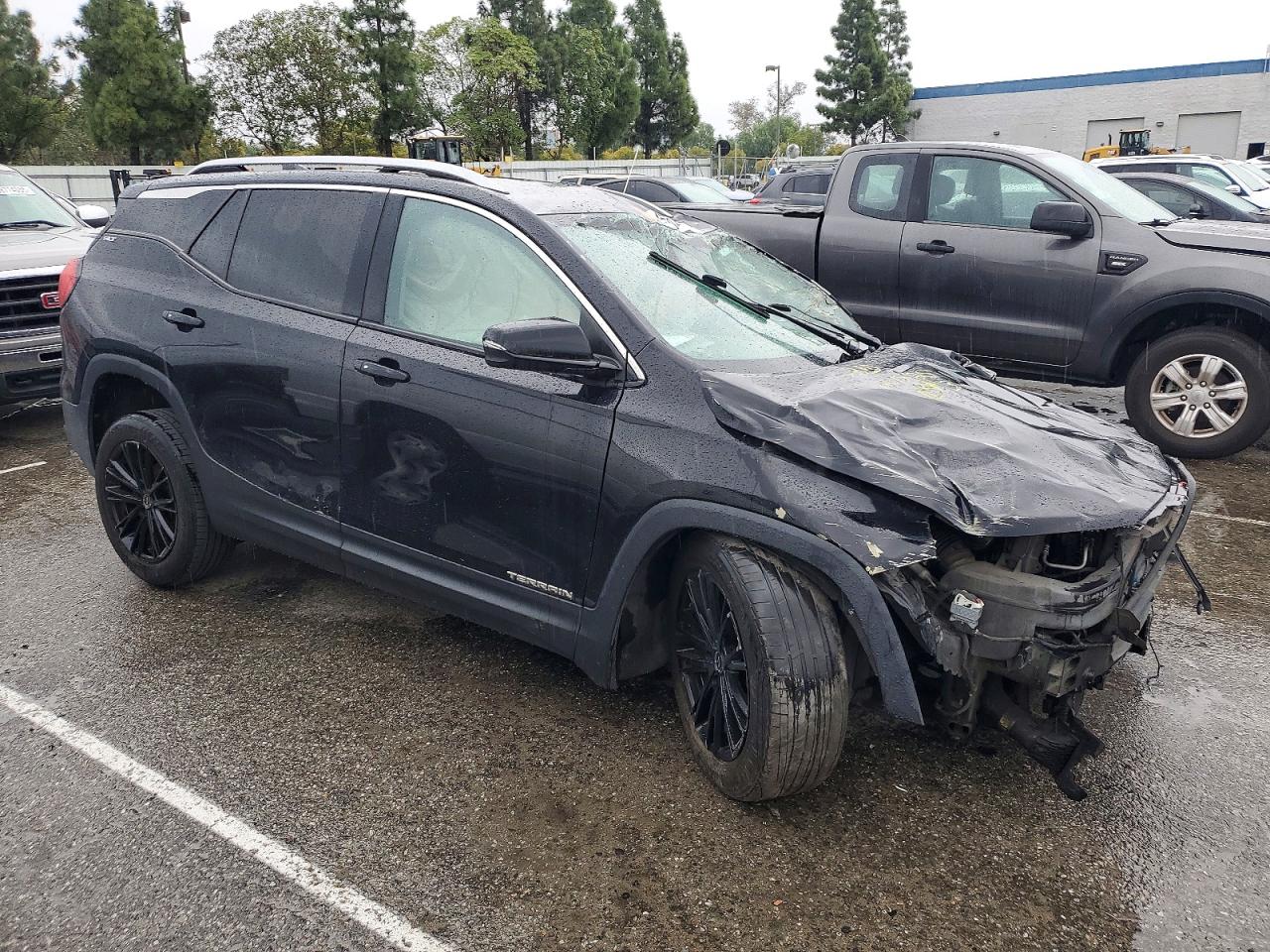 2019 GMC TERRAIN SLT photo 10