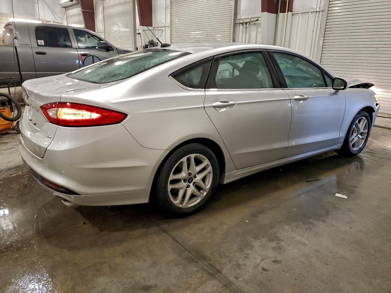 2016 FORD FUSION SE photo 3