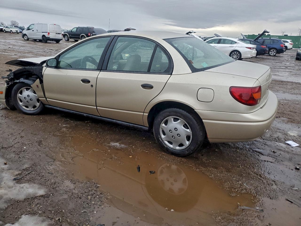 2002 SATURN SL1 photo 2