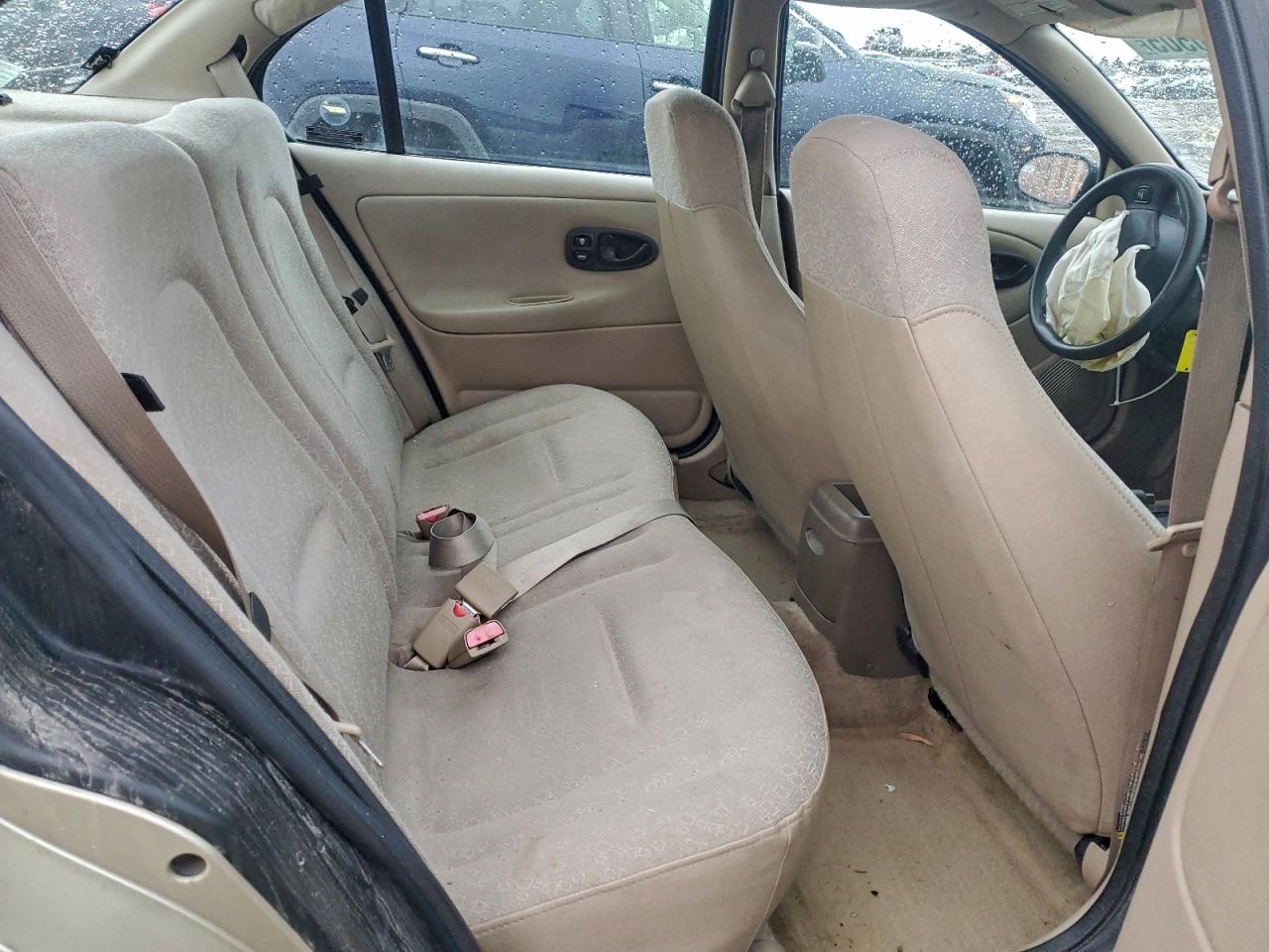 2002 SATURN SL1 photo 10