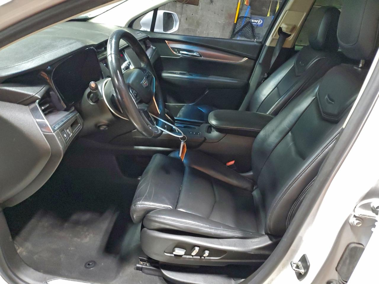 2017 CADILLAC XT5 LUXURY photo 13