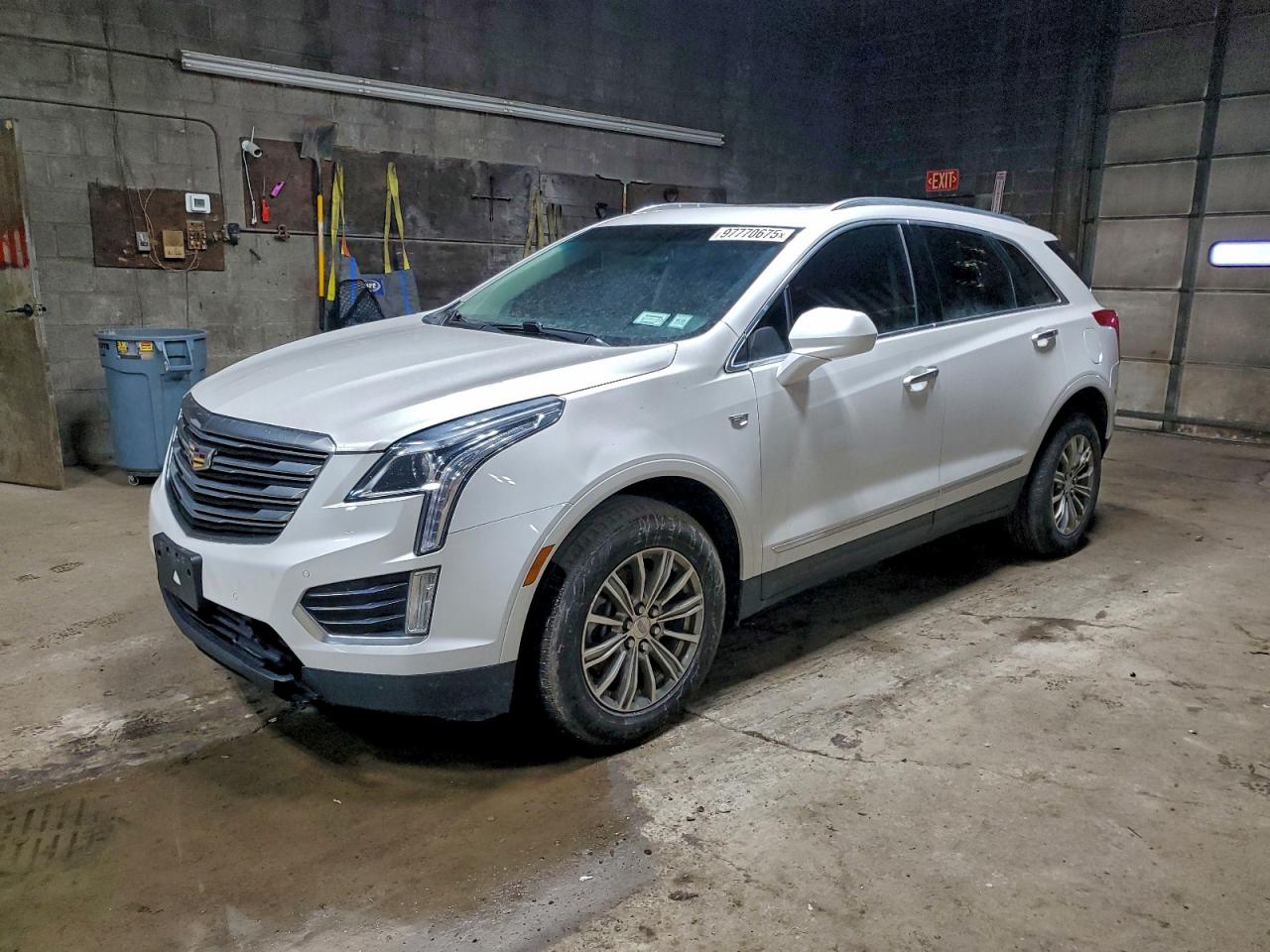 2017 CADILLAC XT5