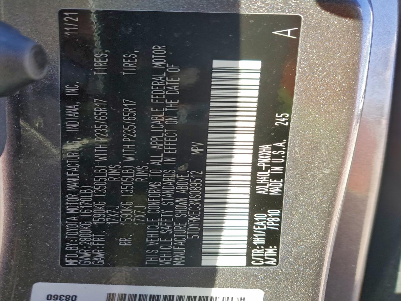 2022 TOYOTA SIENNA XLE photo 37