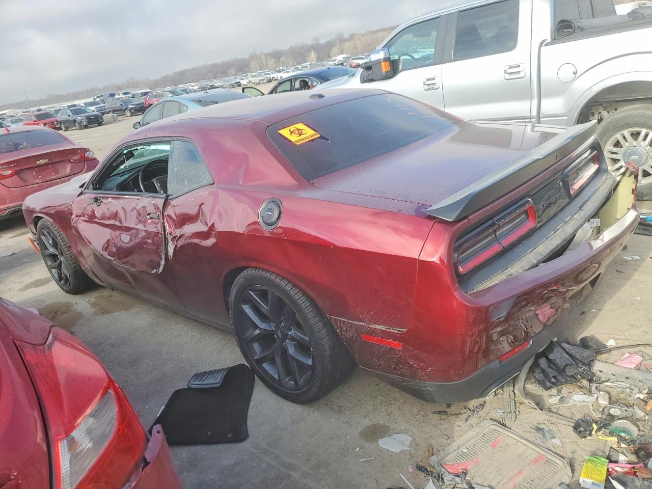 2022 DODGE CHALLENGER SXT photo 3