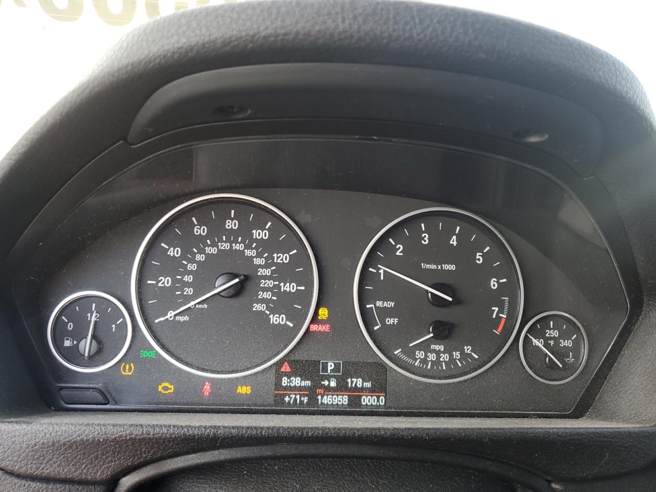 2016 BMW 320 I photo 9