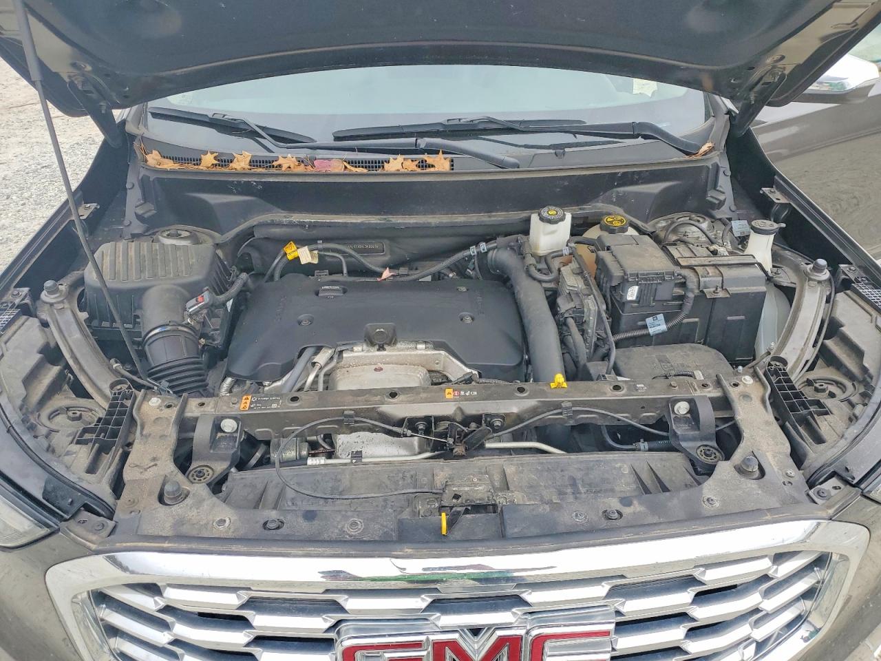 2019 GMC TERRAIN DENALI photo 11