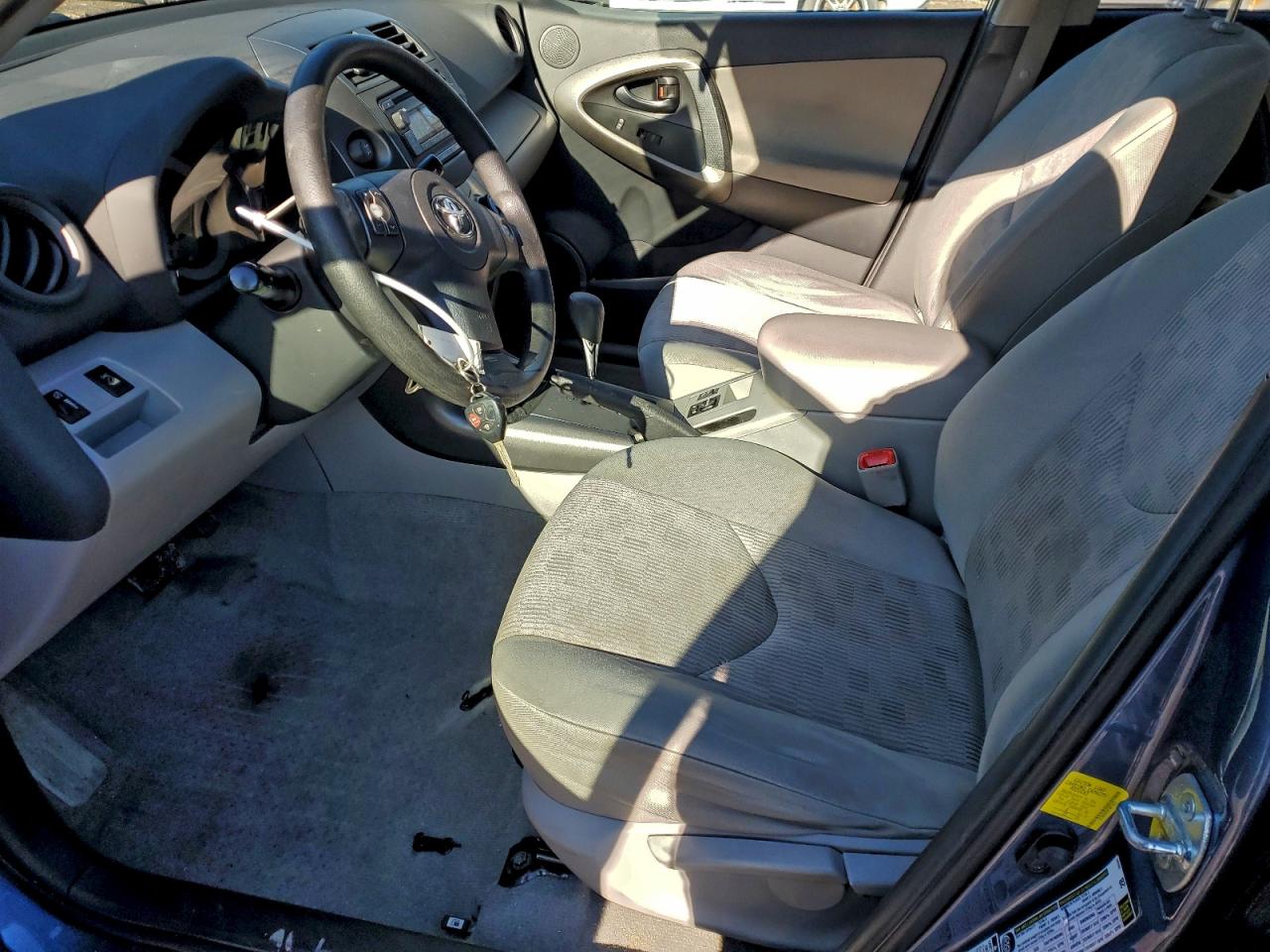 2012 TOYOTA RAV4 photo 7