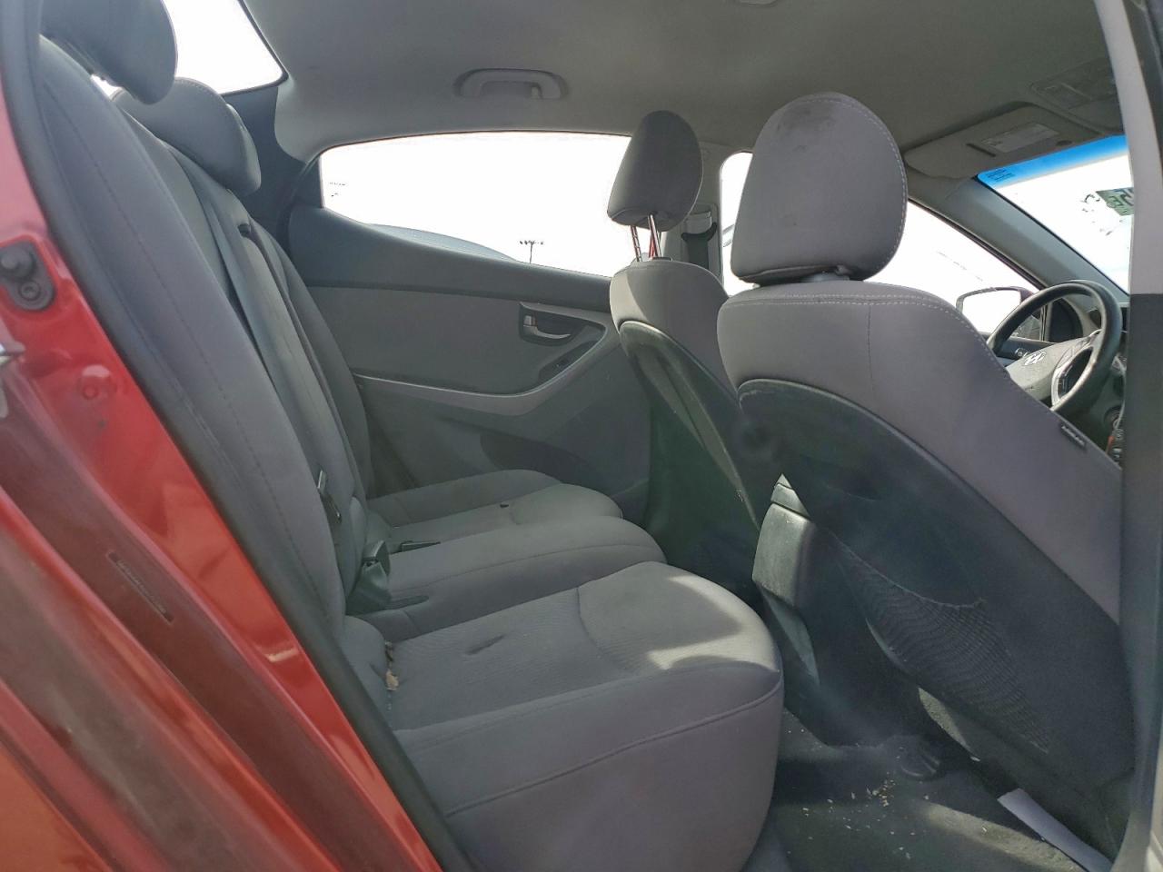 2016 HYUNDAI ELANTRA SE photo 19