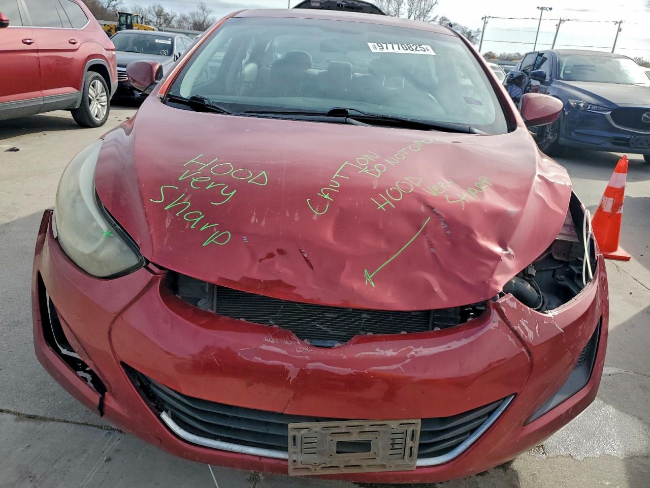 2016 HYUNDAI ELANTRA SE photo 9