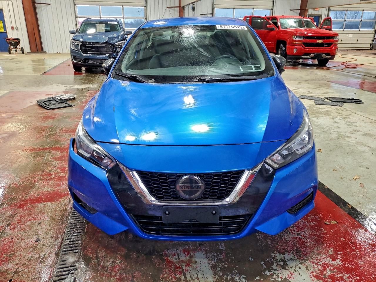2020 NISSAN VERSA S photo 5
