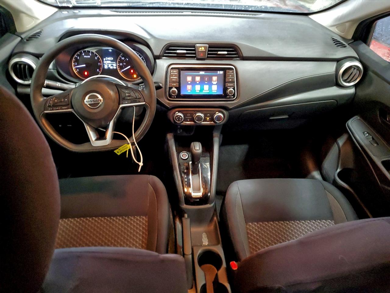 2020 NISSAN VERSA S photo 8