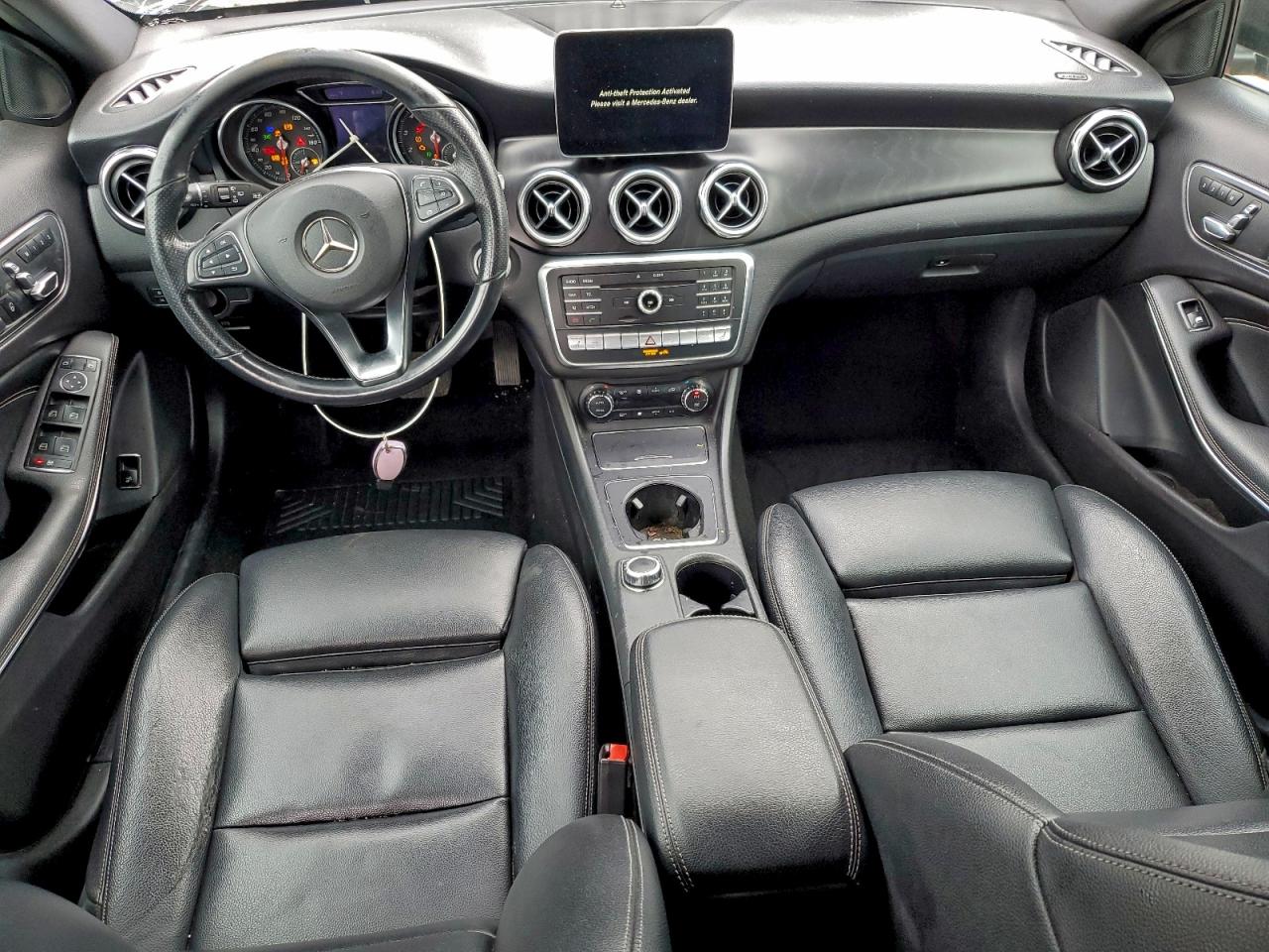 2019 MERCEDES-BENZ GLA 250 4MATIC photo 8
