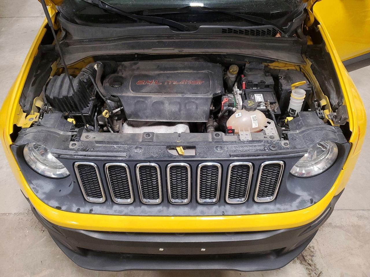 2015 JEEP RENEGADE LATITUDE photo 12