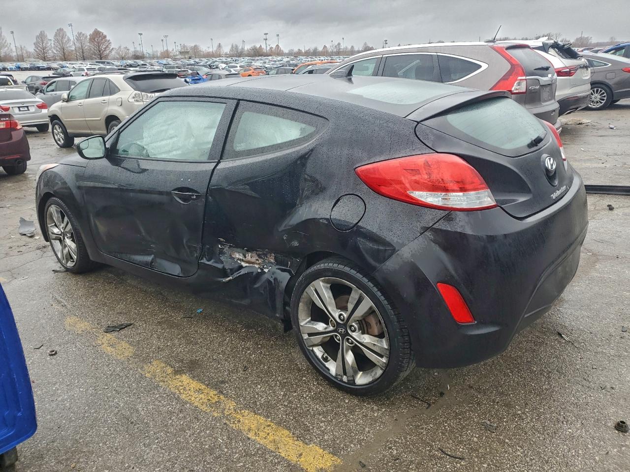 2017 HYUNDAI VELOSTER photo 2
