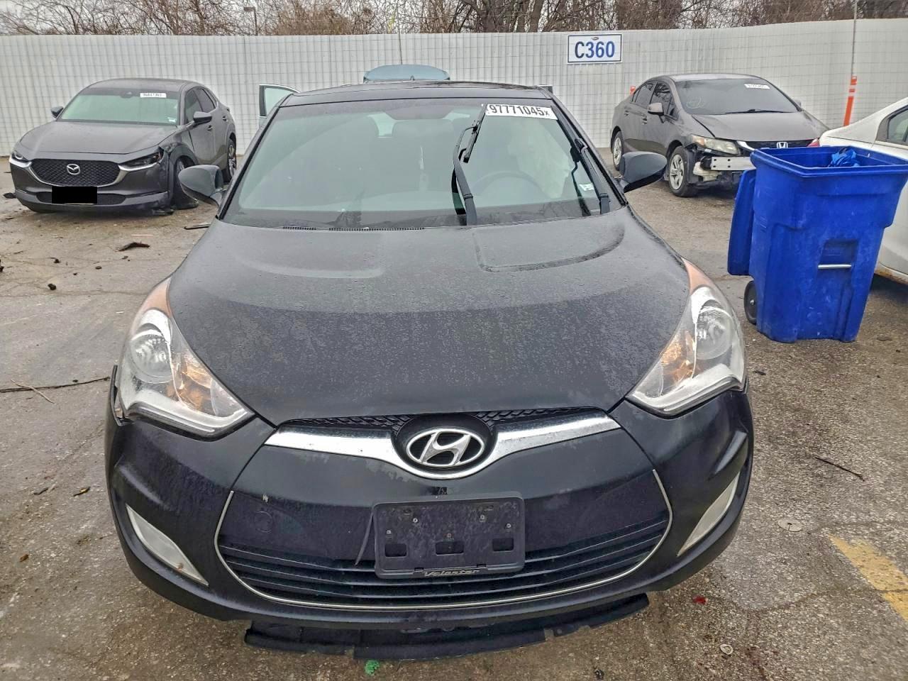2017 HYUNDAI VELOSTER photo 5