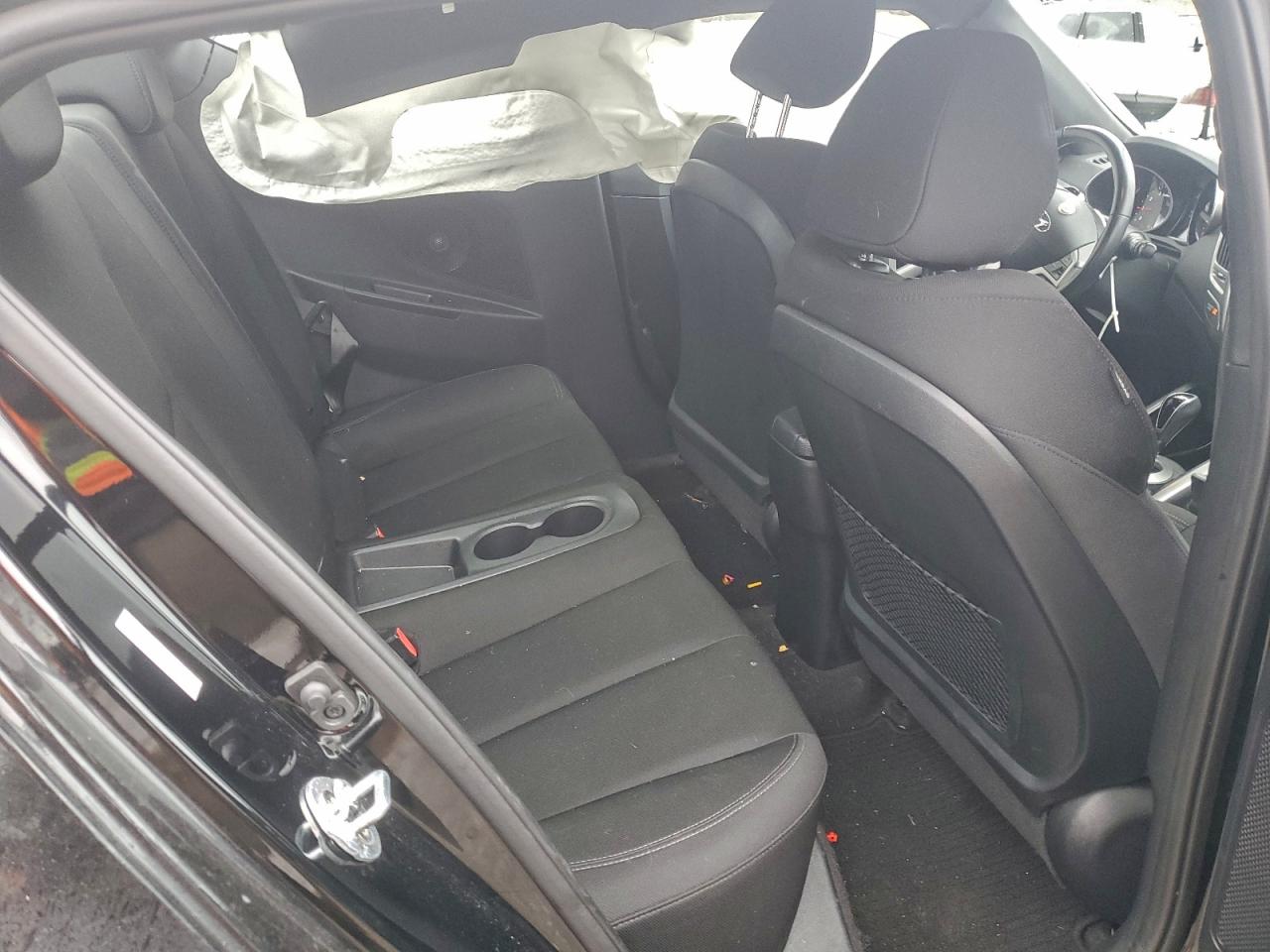 2017 HYUNDAI VELOSTER photo 10