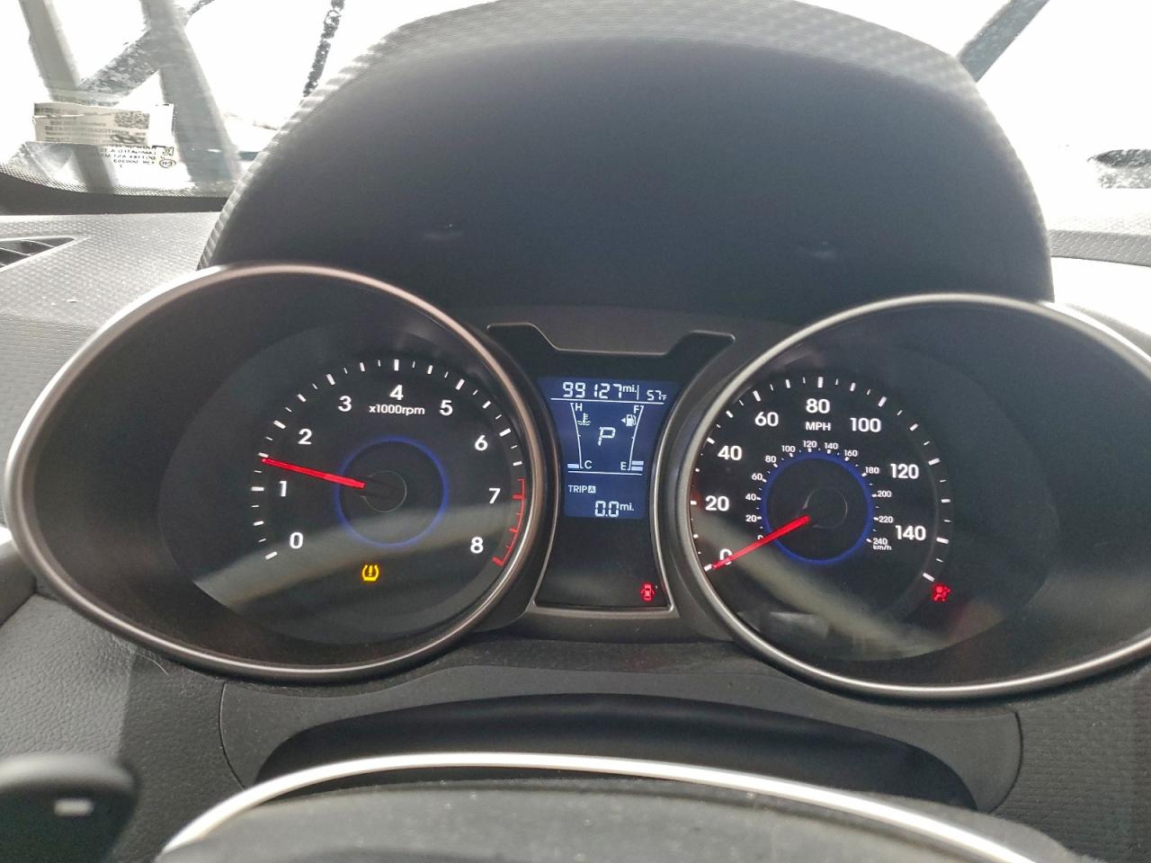 2017 HYUNDAI VELOSTER photo 9