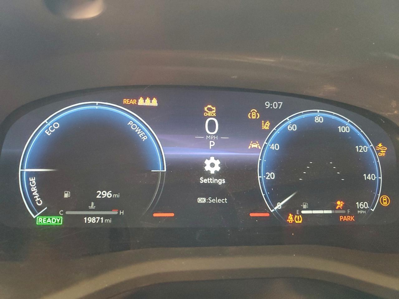 2025 TOYOTA CAMRY XSE photo 17