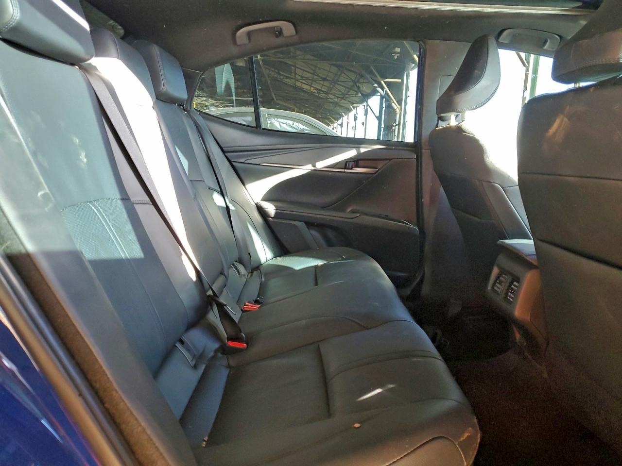 2025 TOYOTA CAMRY XSE photo 19