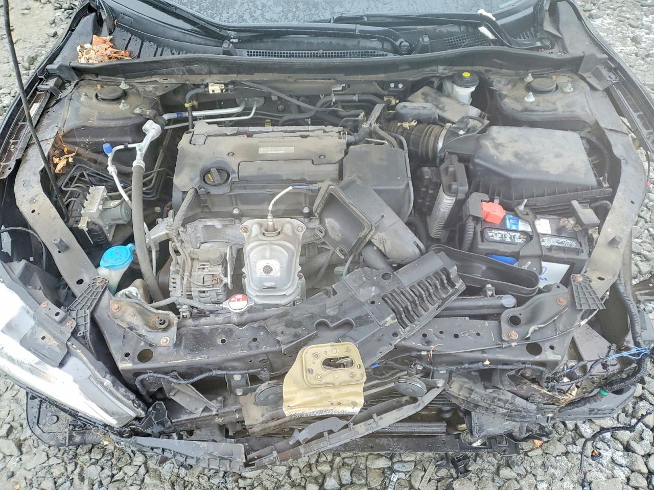 2017 HONDA ACCORD LX photo 21
