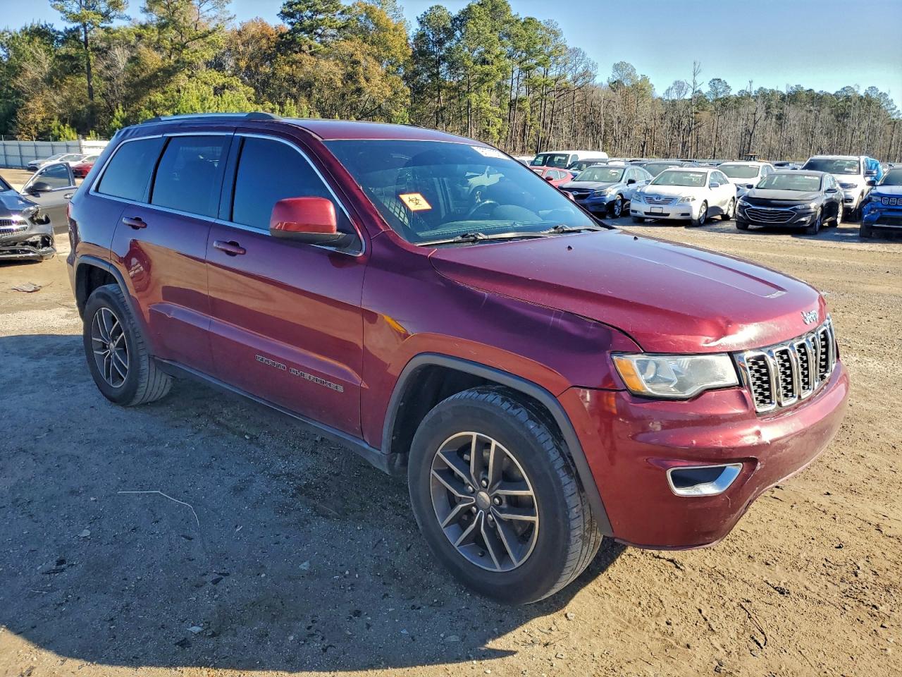 2018 JEEP GRAND CHEROKEE LAREDO photo 4