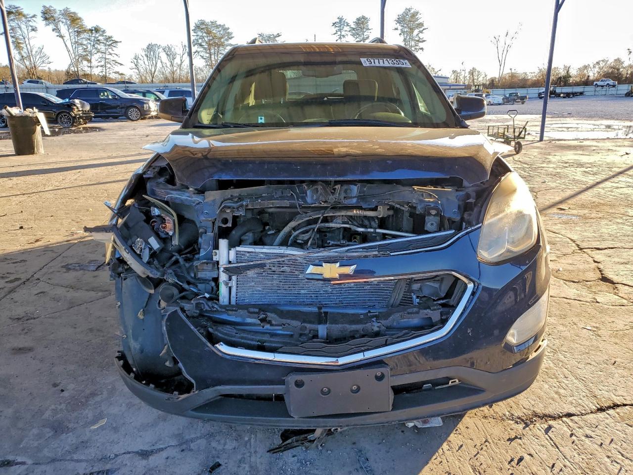 2017 CHEVROLET EQUINOX LT photo 5