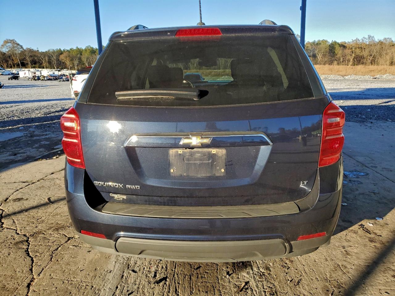 2017 CHEVROLET EQUINOX LT photo 6