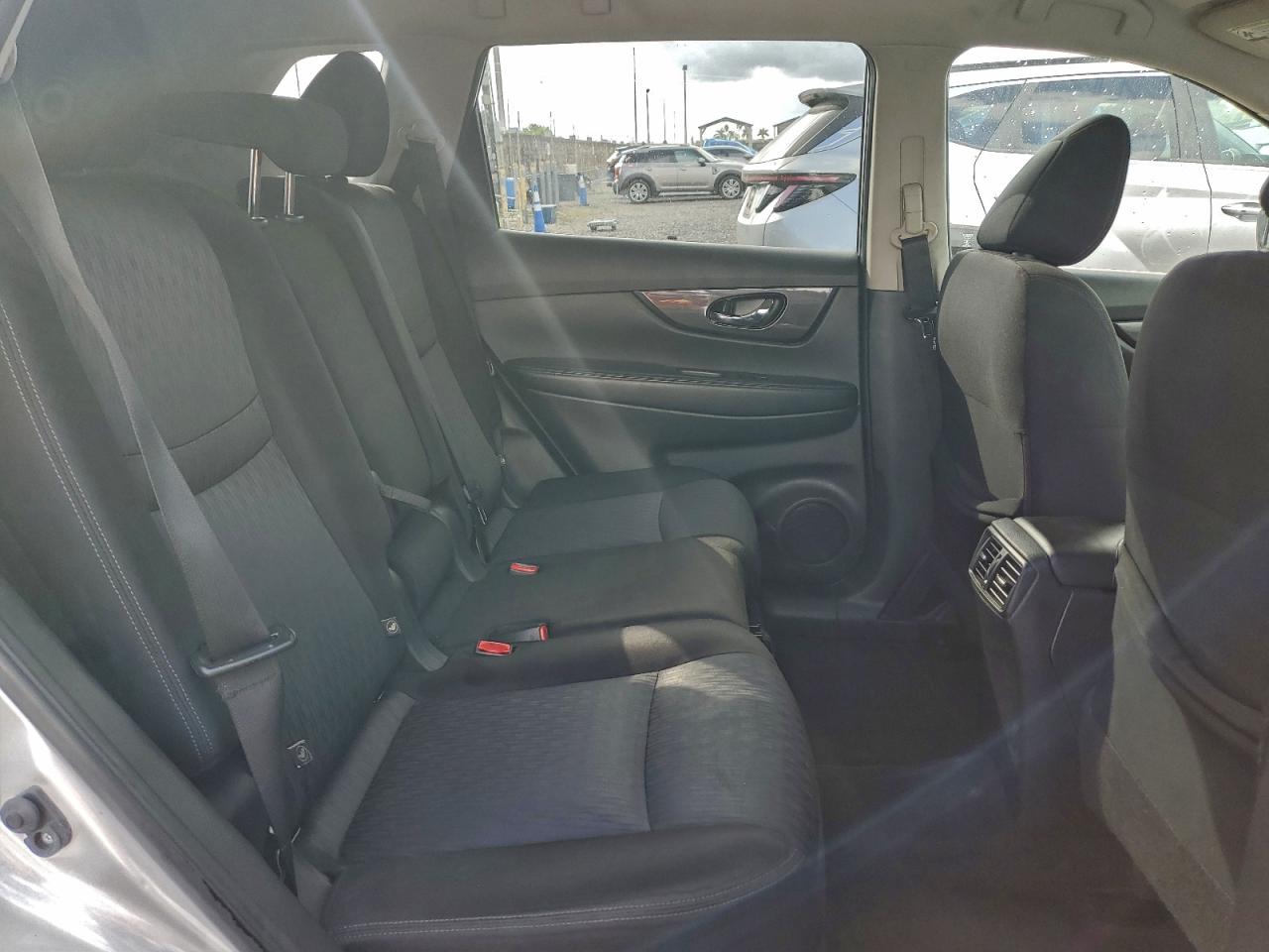 2020 NISSAN ROGUE S photo 19