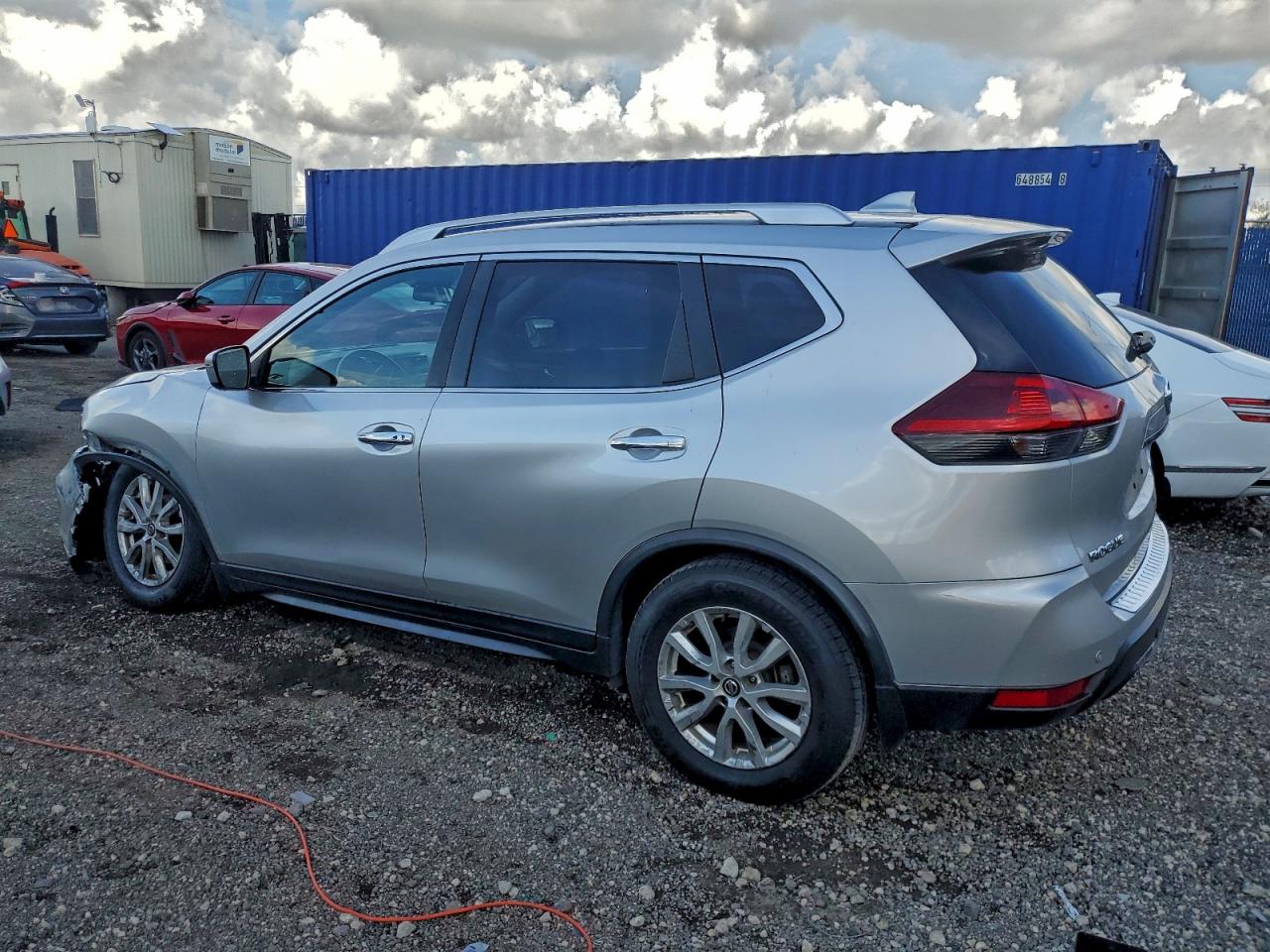 2020 NISSAN ROGUE S photo 3