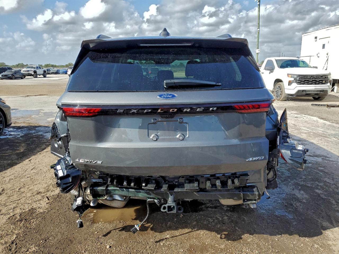 2025 FORD EXPLORER ACTIVE photo 6