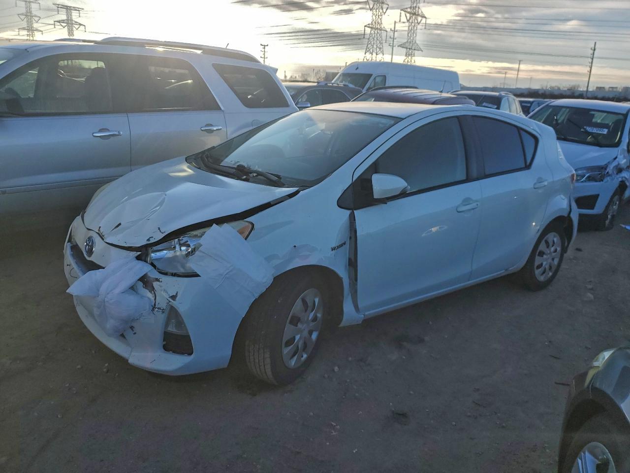 2013 TOYOTA PRIUS C